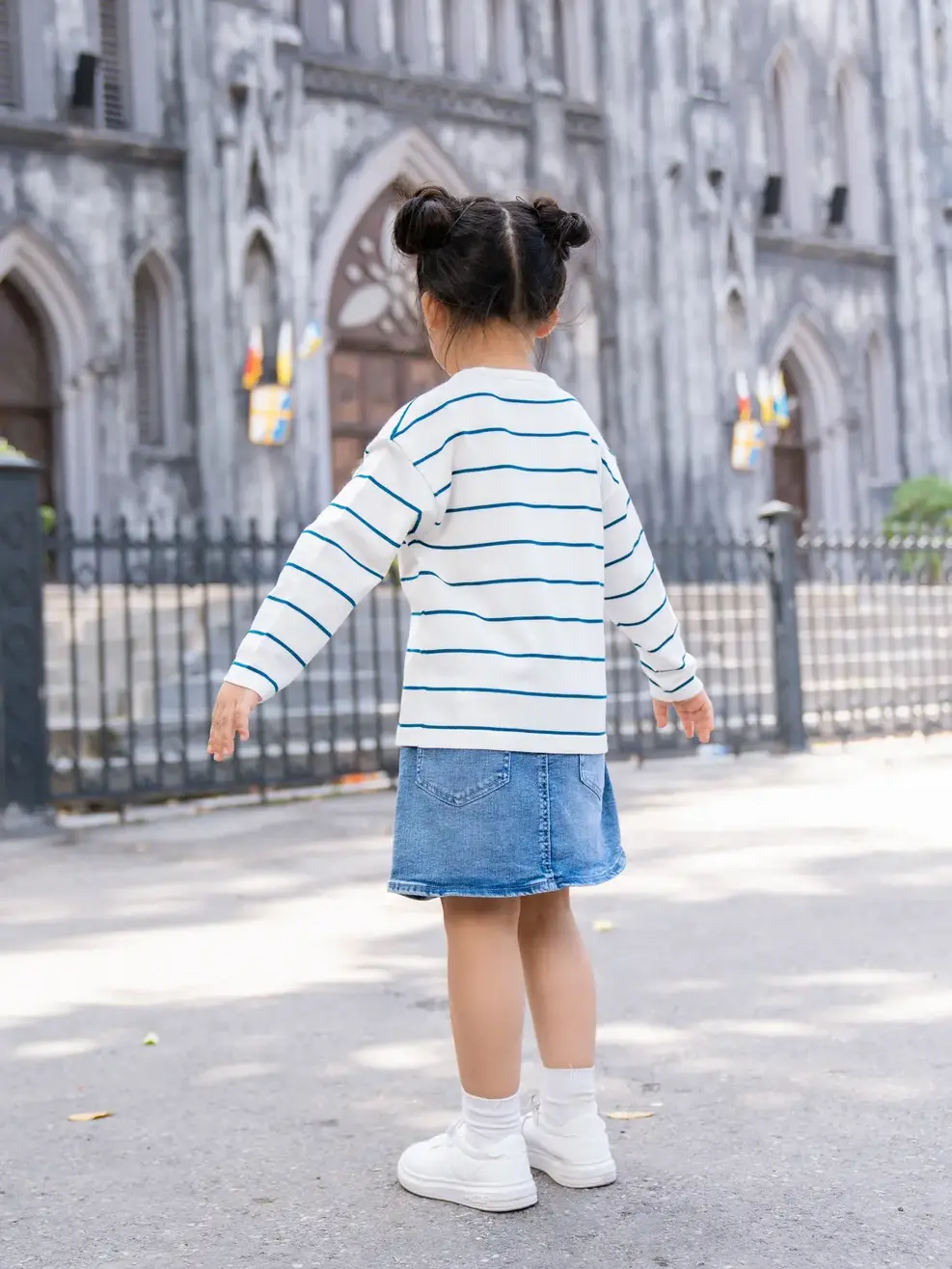 Áo len Kid bé gia đình dệt kẻ - Trắng kẻ xanh - 2