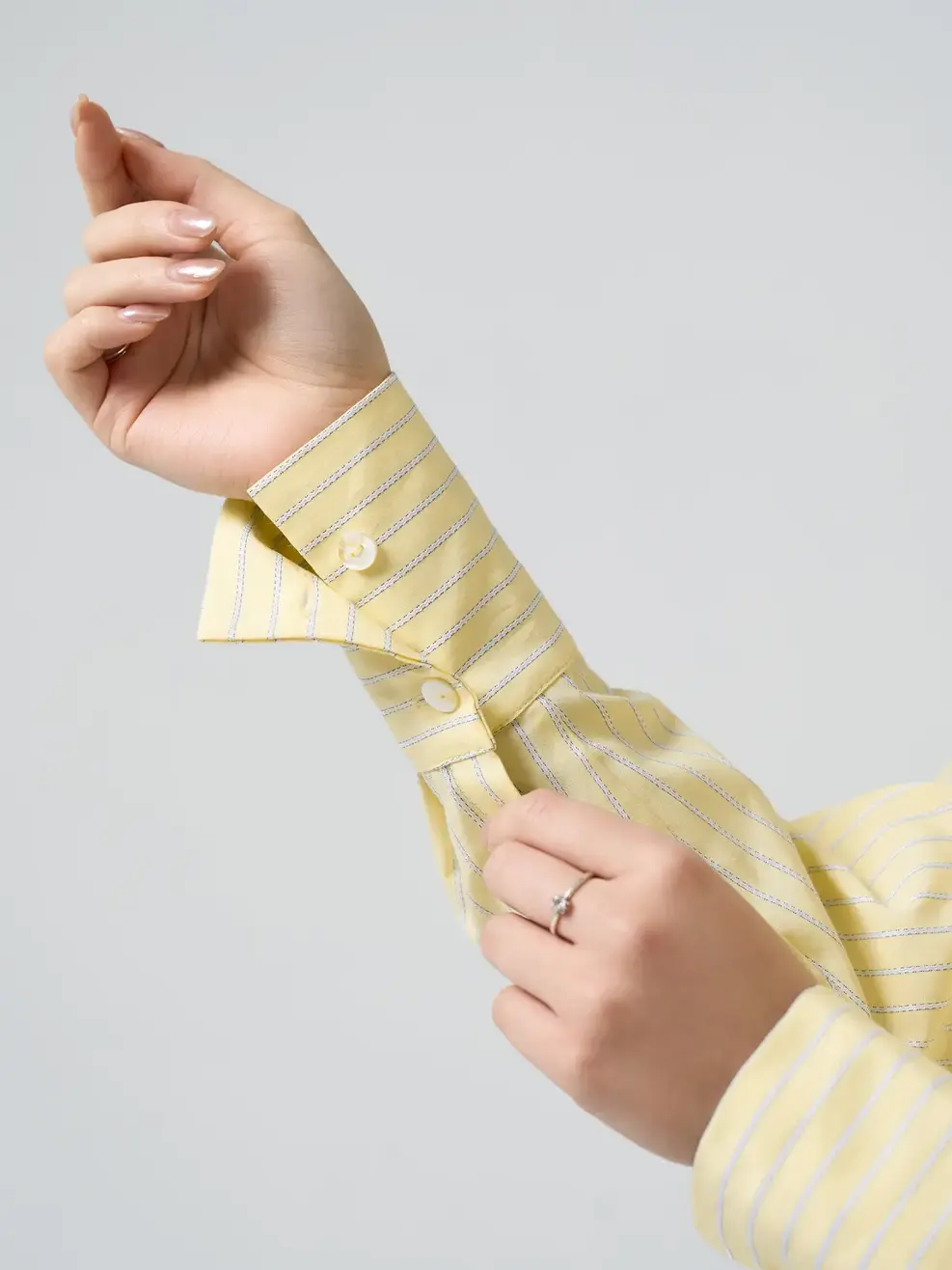 Áo Sơ Mi Kẻ Sọc Trẻ Trung - YELLOW STRIPES 025 - XS