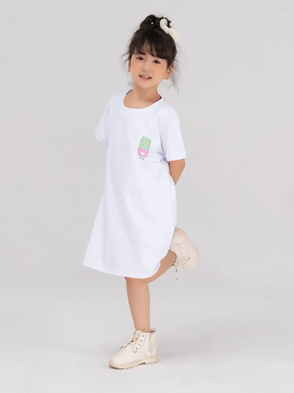 Váy cotton bé gái tay liền in hình - Trắng - 4-5