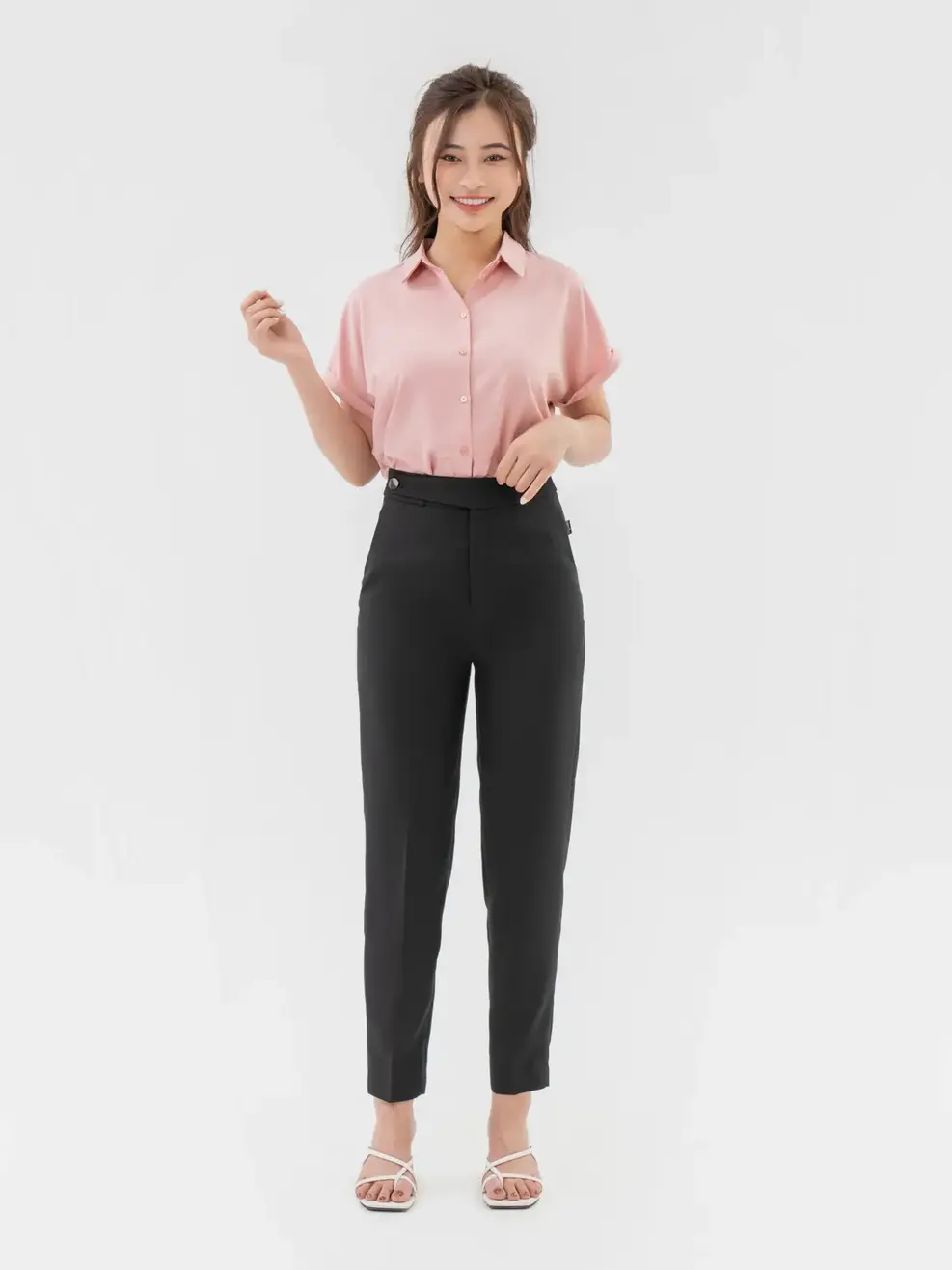 Quần Âu Nữ Dáng Côn Cúc Cài Lệch - Đen - S