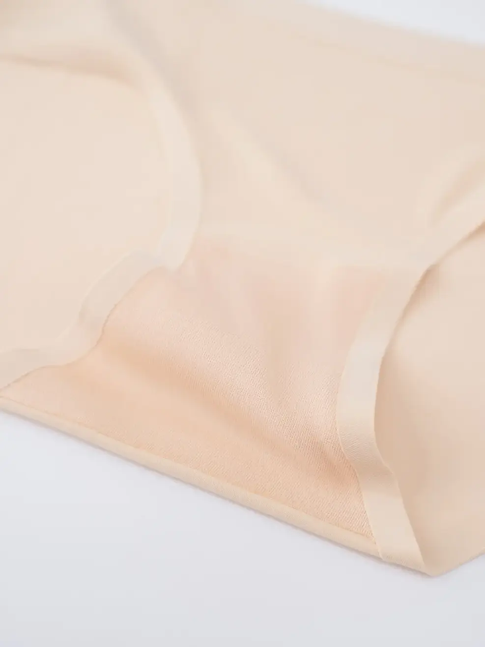 Quần Lót Nữ Hipster Seamless Siêu Mềm Mướt - BE 147 - M