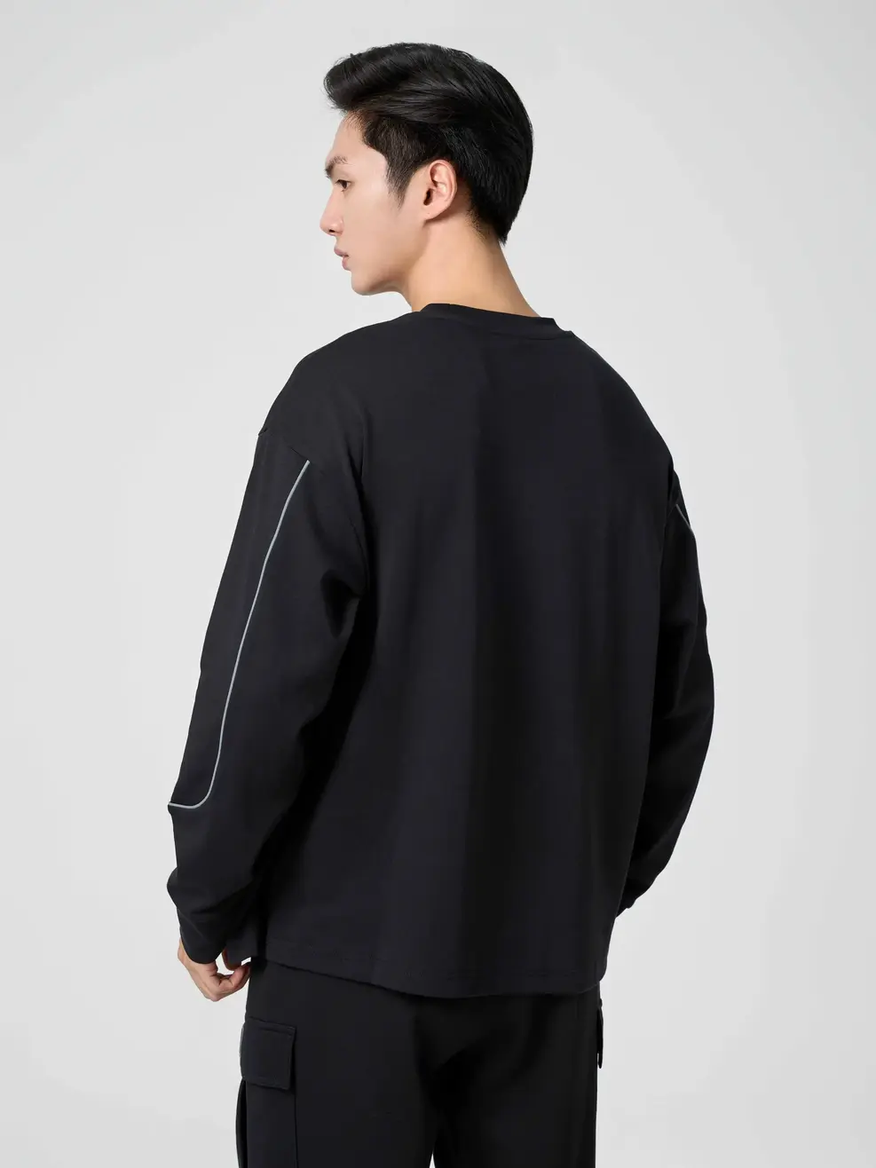 Áo Yoguu Dài Tay Phối Viền Tay - Đen - 0