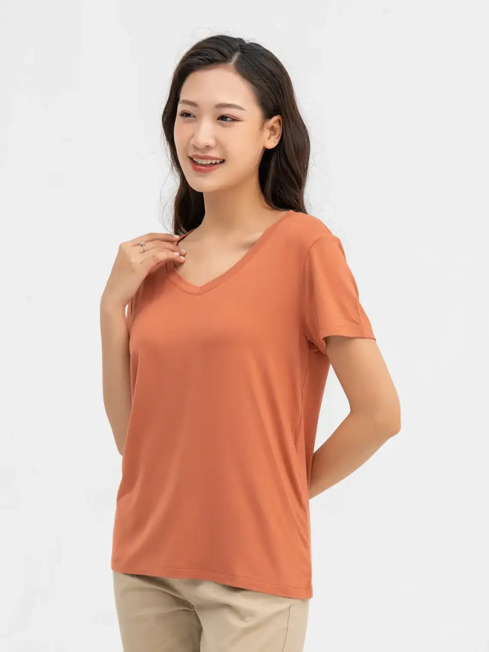 Áo Thun Nữ Cổ Tim Bamboo - Nâu - F