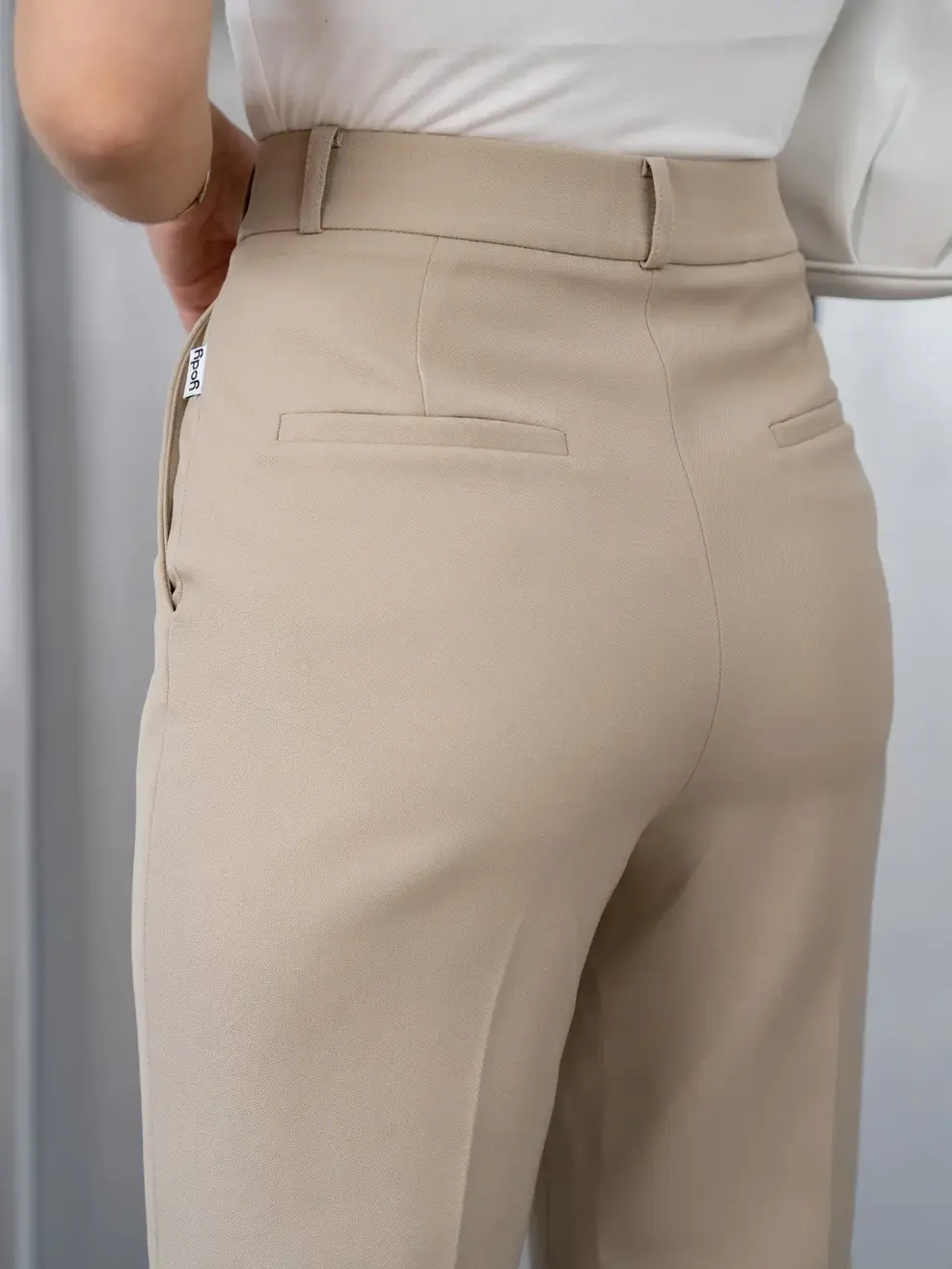 Quần âu nữ cơ bản thêu cạp - Be - S