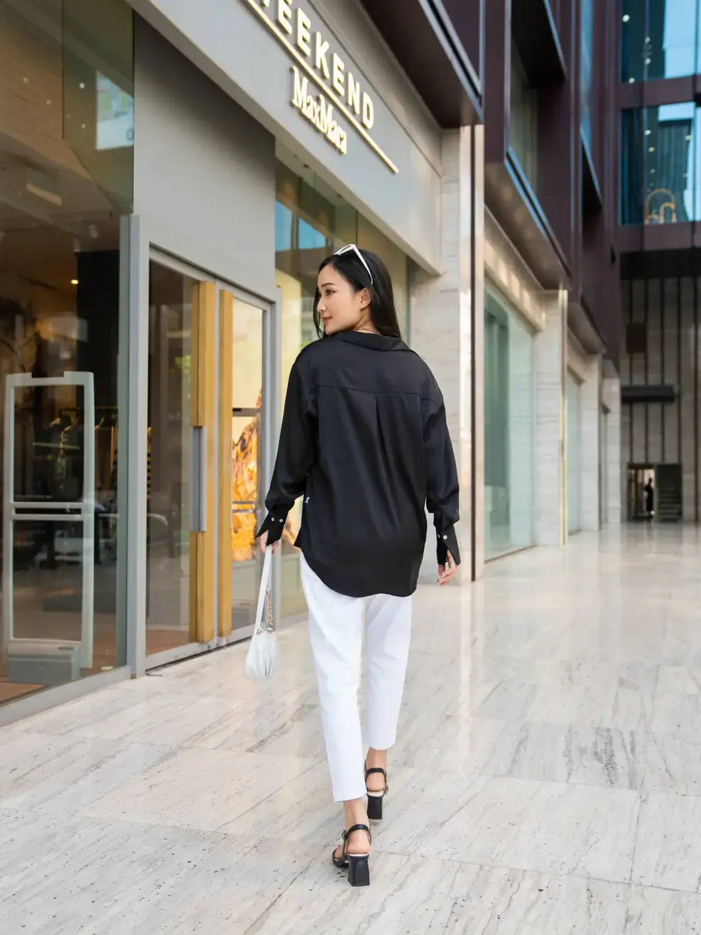 Áo sơ mi dài tay nữ lụa satin - Đen - S