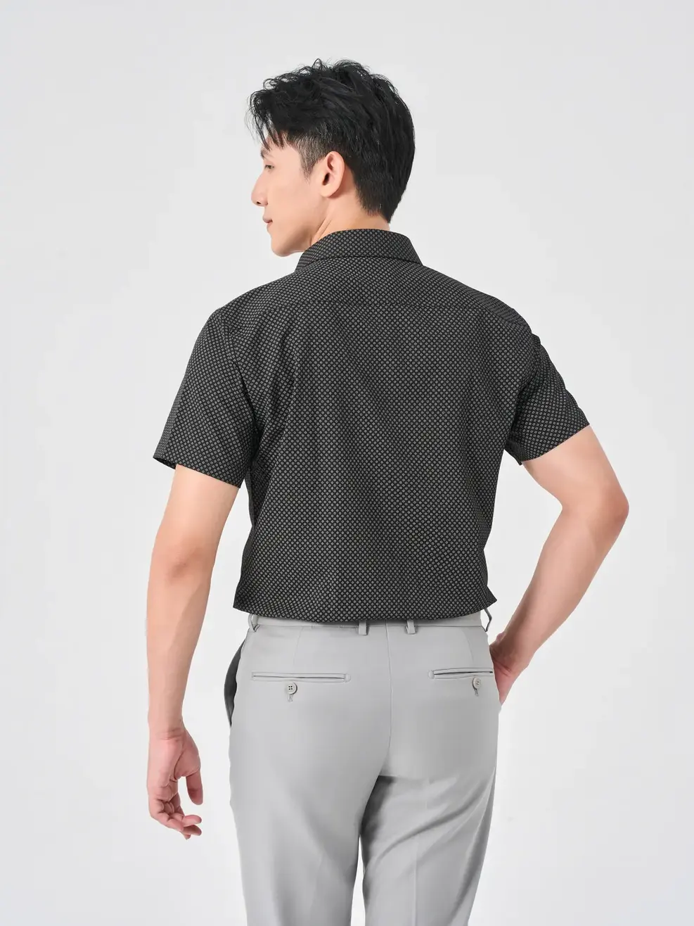 Sơ Mi Cộc Tay Nam Bamboo Hoạ Tiết - Đen - M