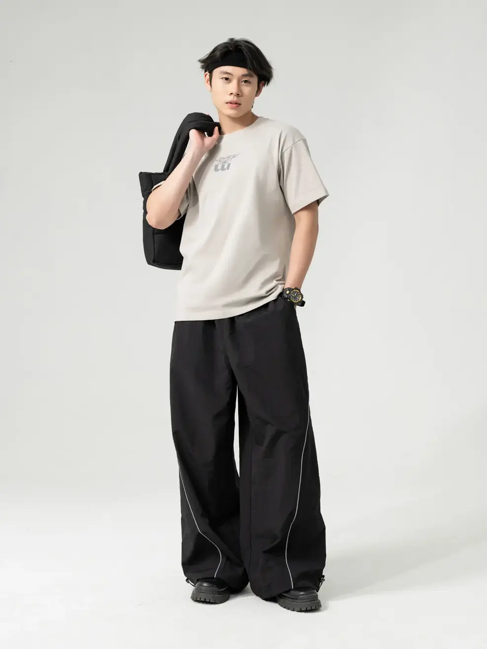 T-shirt Yoguu New Style - Ghi nhạt - 0