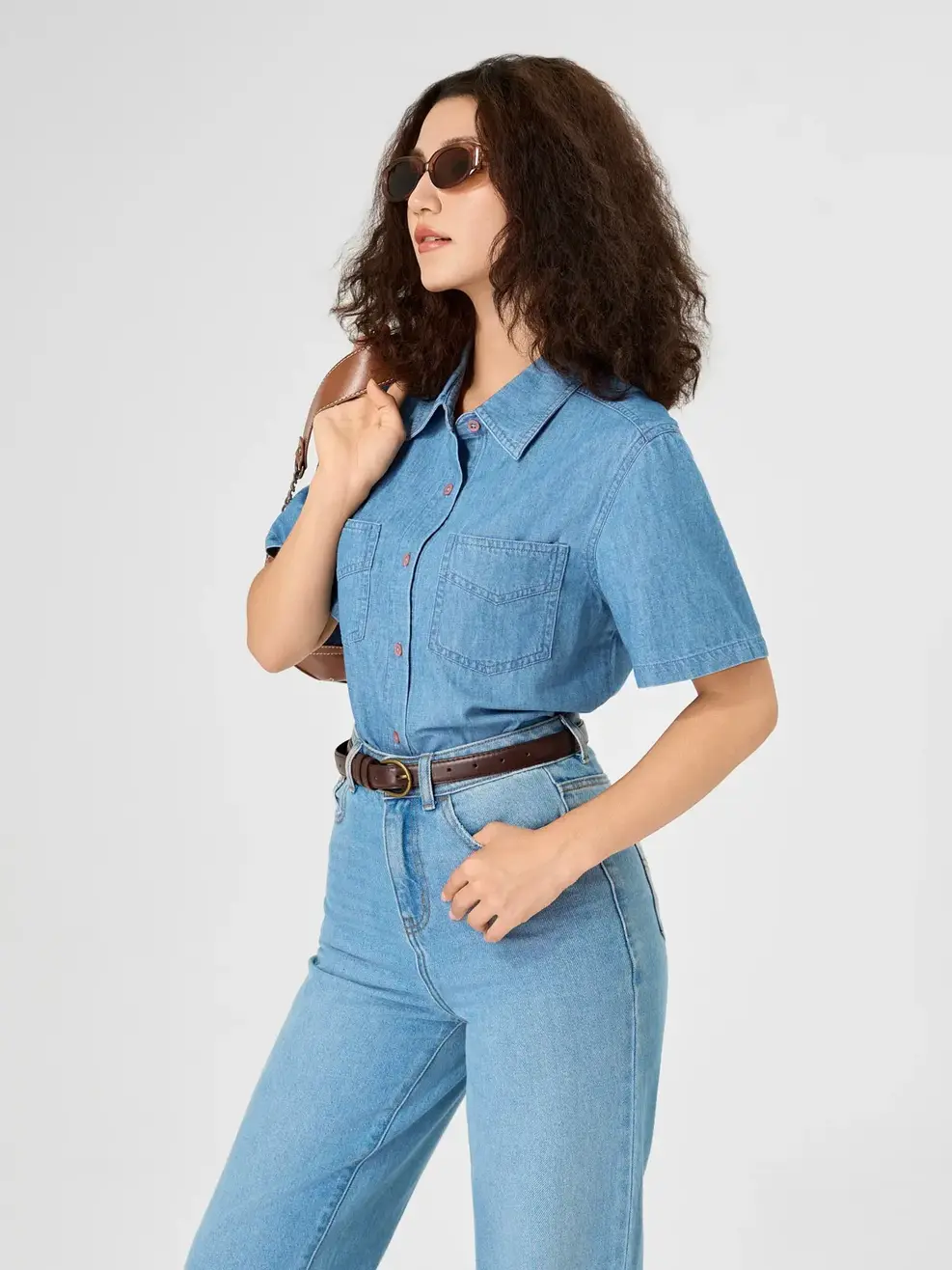 Áo Khoác Jeans Nữ Crop Mỏng Nhẹ - Xanh nhạt - S