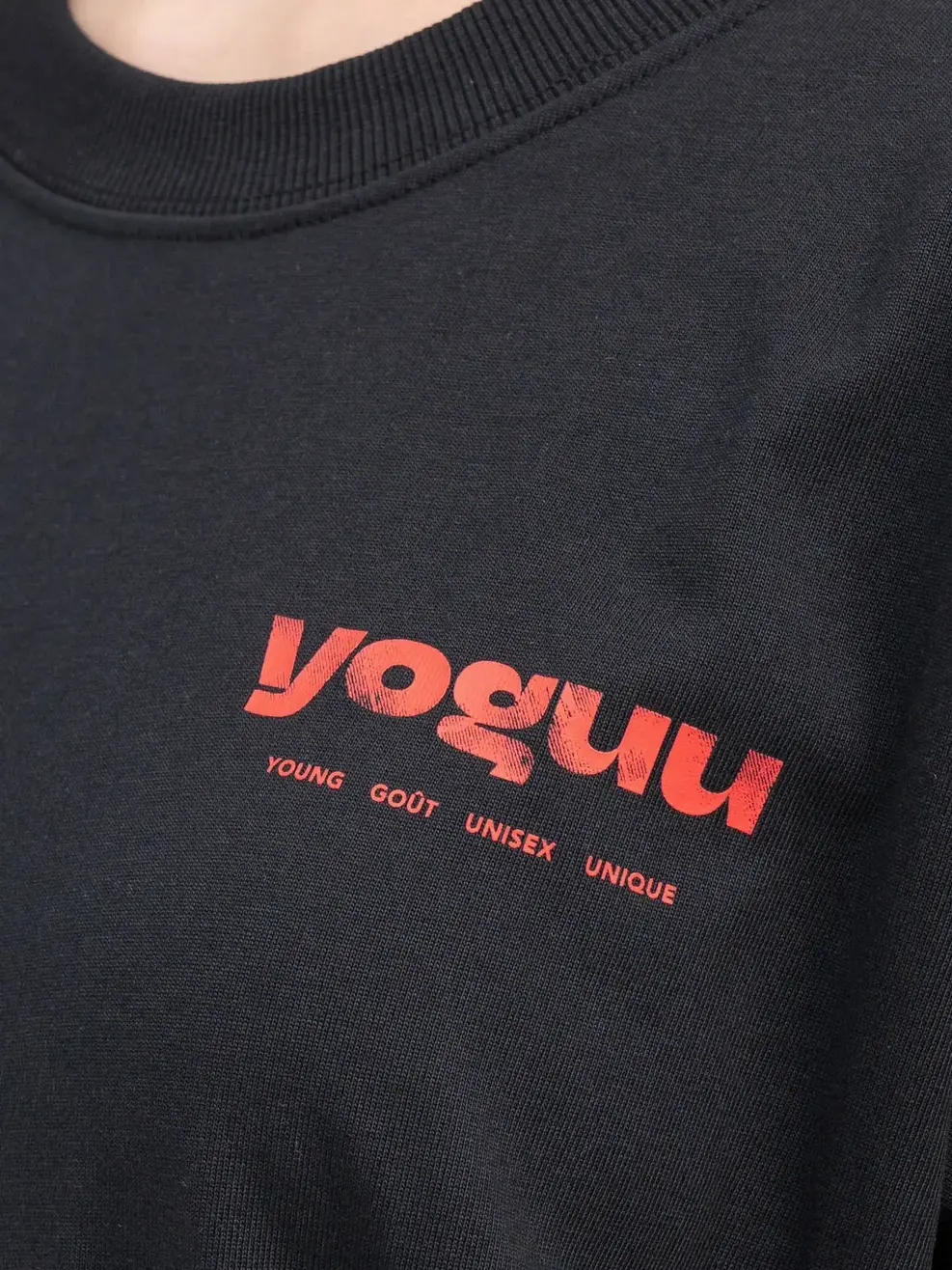 Áo T-shirt Yoguu Sticker - Đen - 1