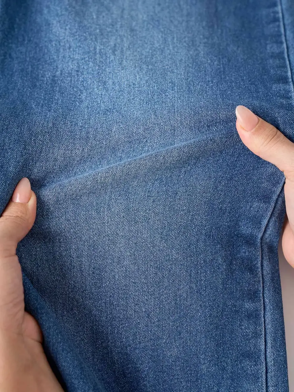 Quần Jeans Nữ Straight Essential - Màu chàm 002 - 26