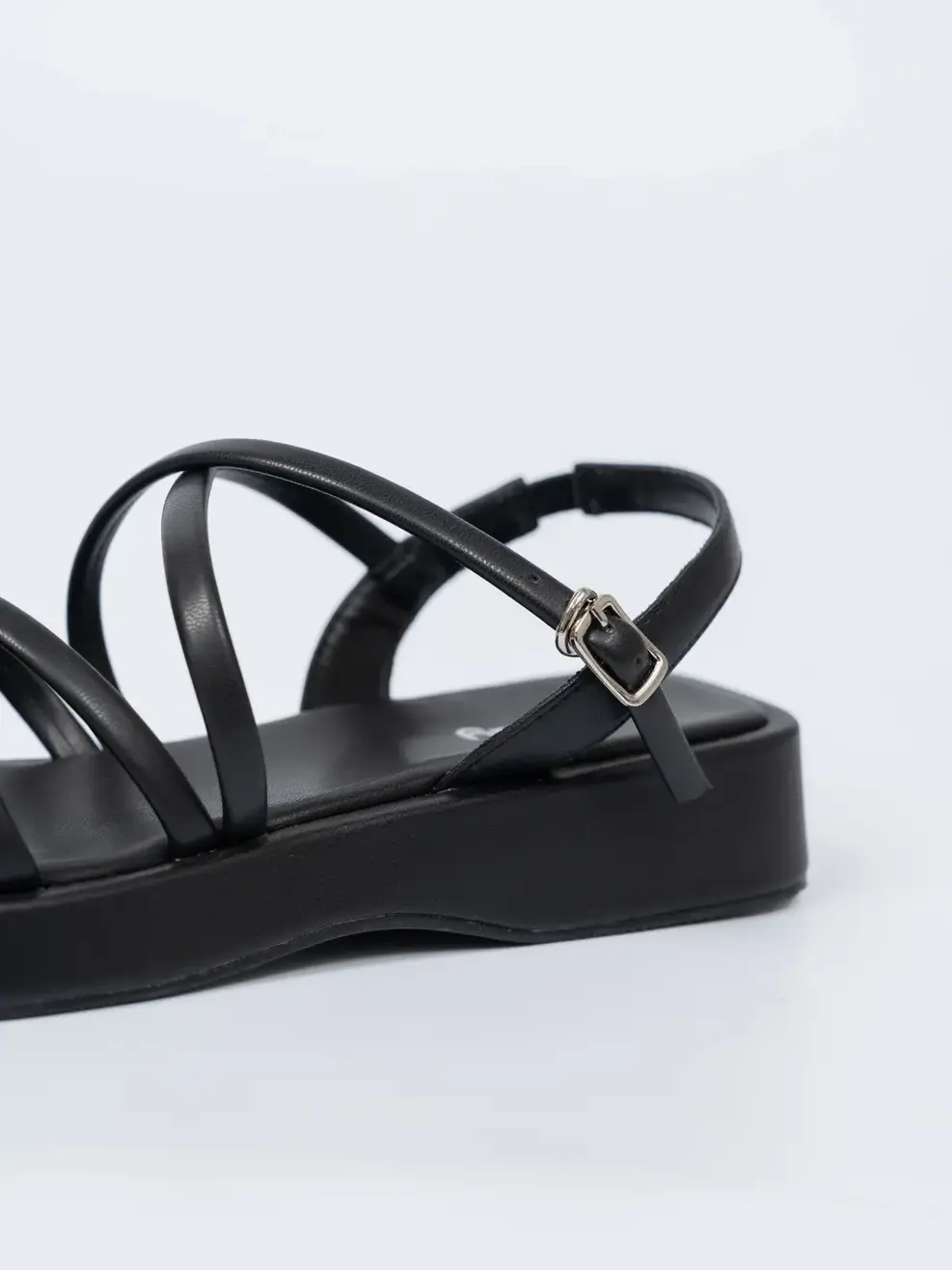 Giày Sandal Nữ Đế Bánh Mì Đan Dây - Đen - 35