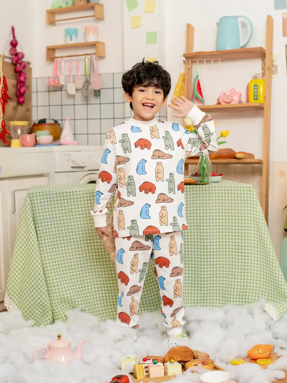 Bộ đồ trẻ em cổ cao in tràn gấu - Trắng Họa Tiết. - 2