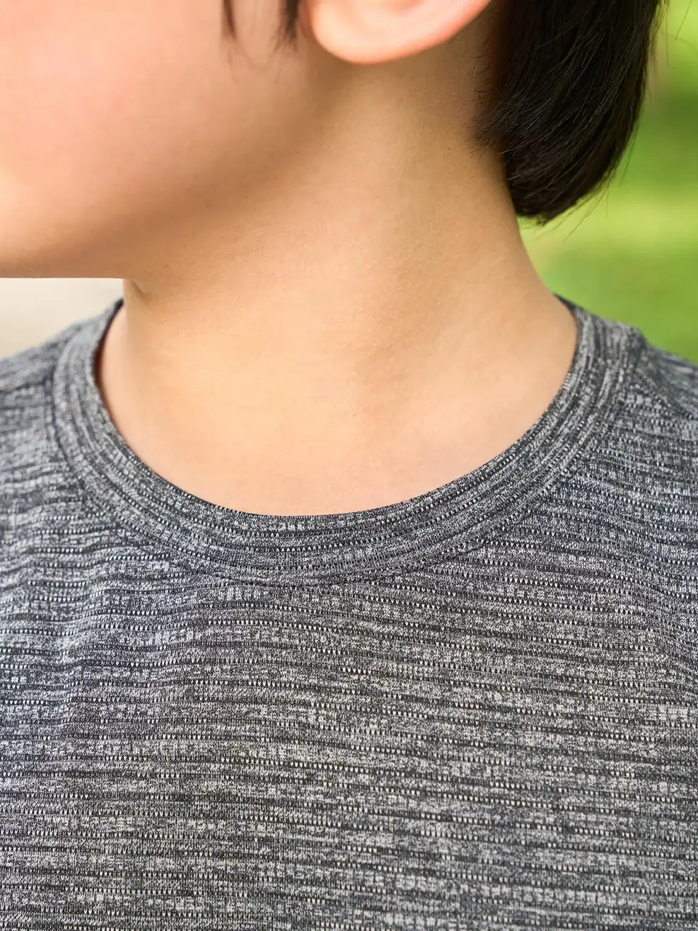 Bộ đồ kid thể thao in gấu áo - Đen - 8