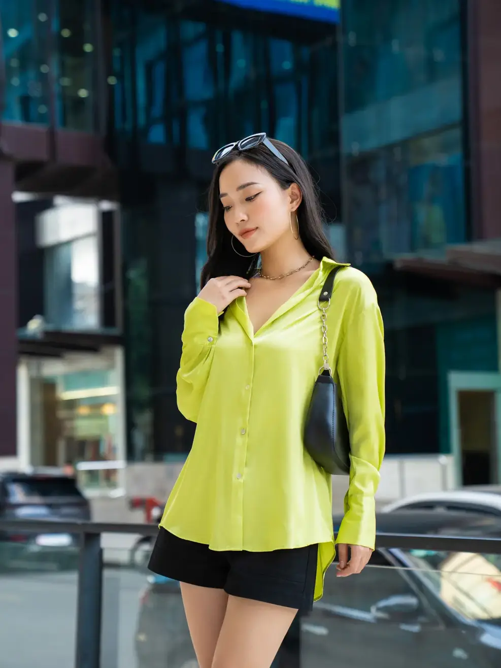 Áo sơ mi dài tay nữ lụa satin - Xanh - S