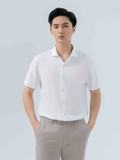 Sơ mi nam cộc tay polyester solid nano phối cổ