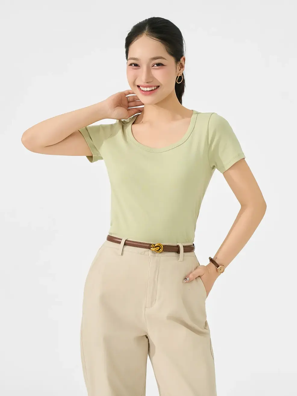 Áo Phông Nữ Slim Fit Cổ Rộng -  Xanh Lá 151 - S