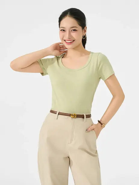 Áo Phông Nữ Slim Fit Cổ Rộng