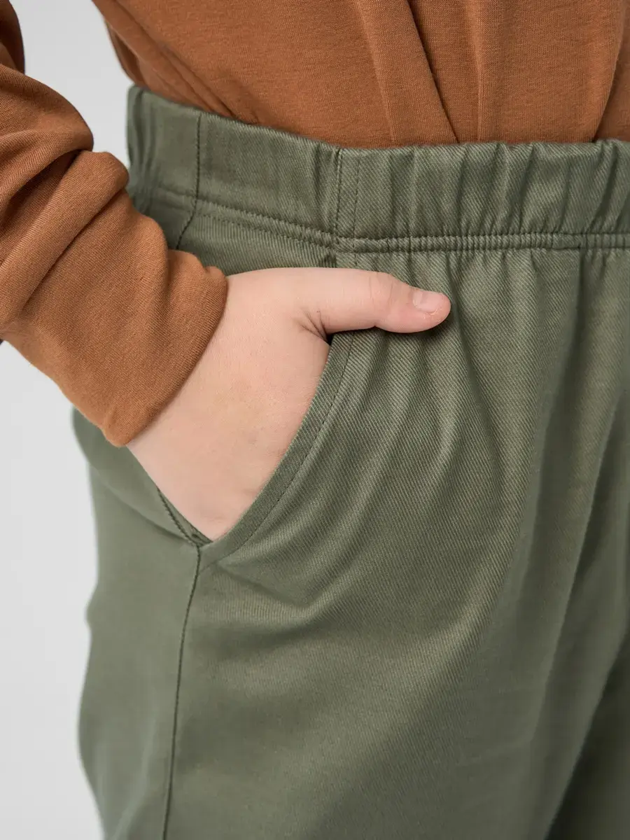 Quần Dài Trẻ Em Kaki Can Ống - Rêu - 14