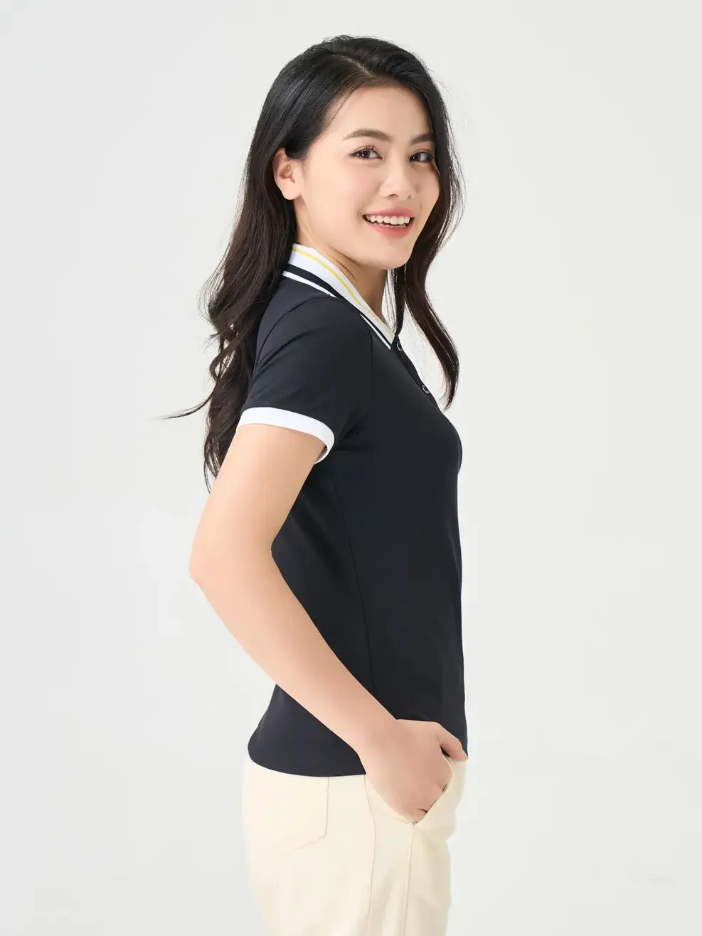 Polo Nữ Cafe Dệt Tổ Ong Phối Bo Nổi Bật - Đen - S