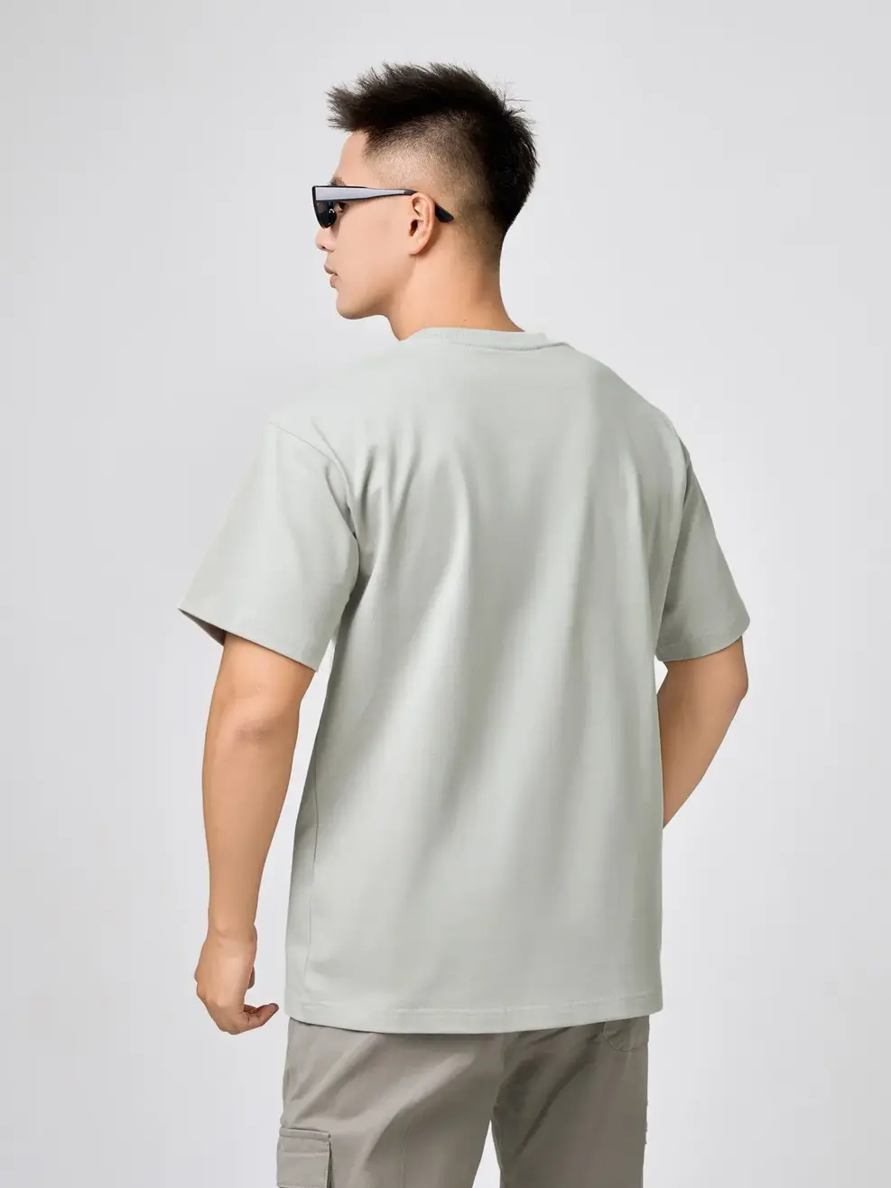 T-shirt Yoguu Logo Trước Ngực - Ghi nhạt - 0