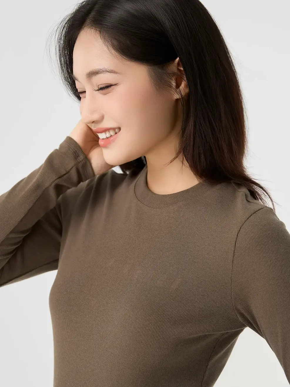 Áo Phông Dài Tay Dáng Ôm In Chữ - Nâu 072 - S