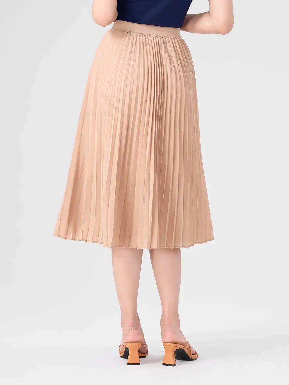 Chân Váy Nữ Dập Ly Xoè Cơ Bản - Be - S