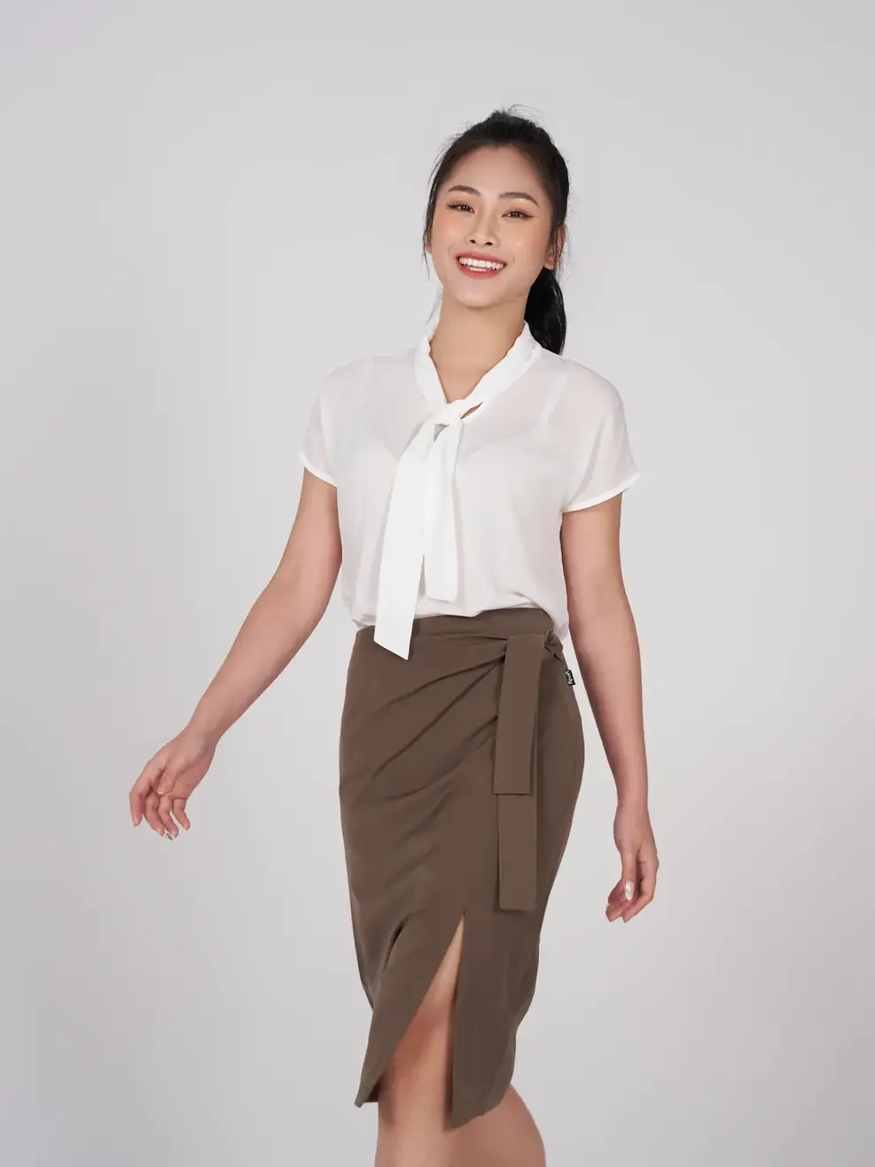 Chân váy nữ thắt vạt hông - Nâu - L