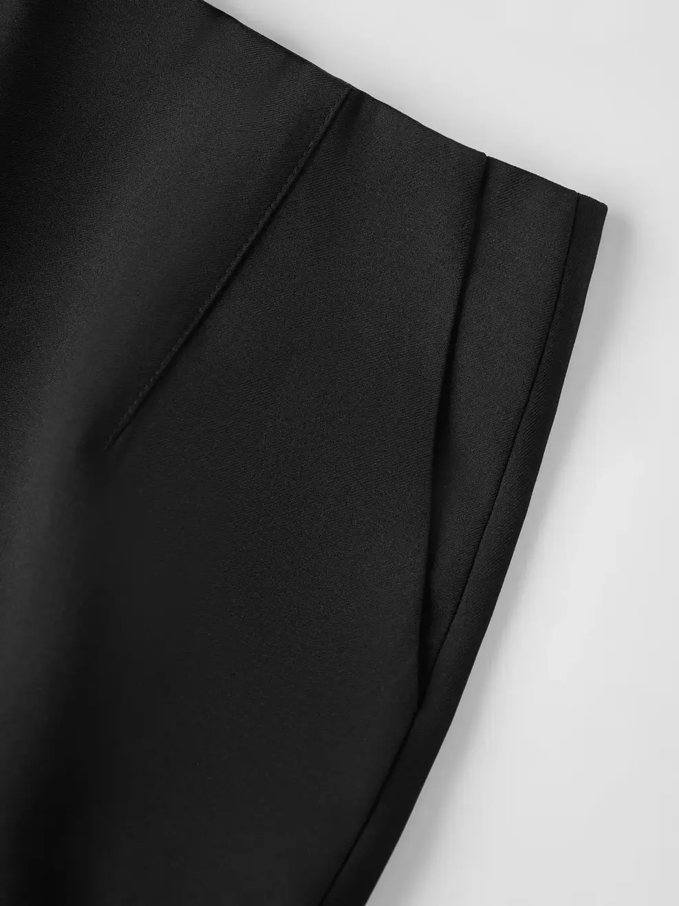 Chân Váy Straight Over The Knee Essential - Đen 001 - S
