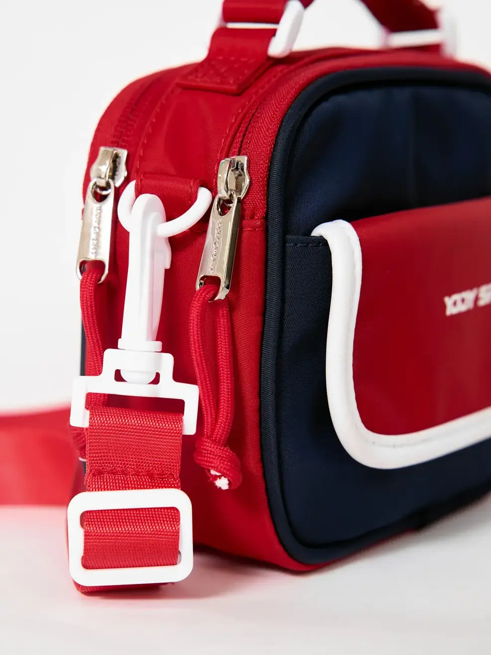 Túi Unisex Đeo Chéo Phối Nắp Túi - Đỏ