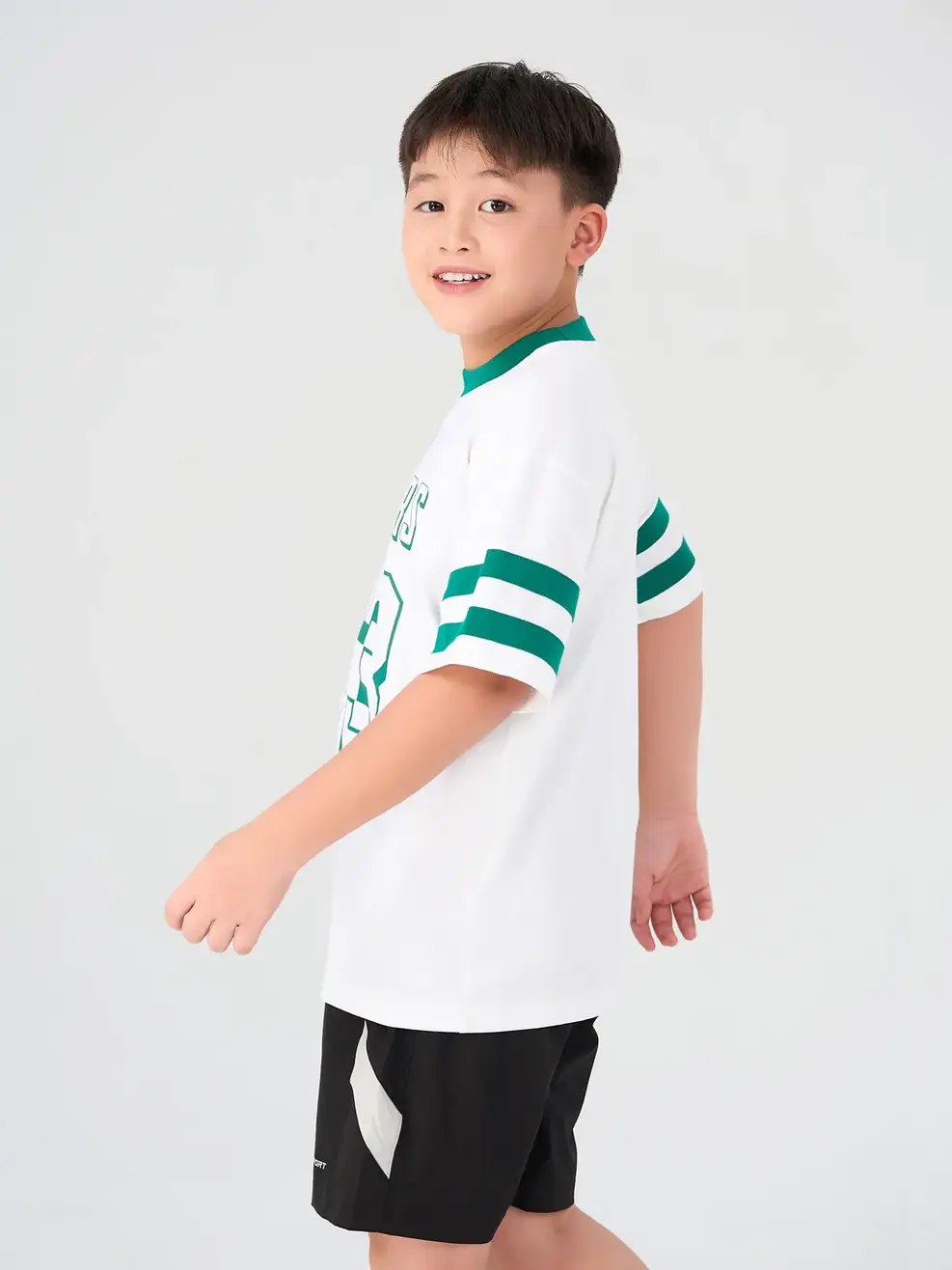 Áo Thun Cộc Tay Trẻ Em Số 23 Trước Ngực  - Trắng - 10-11