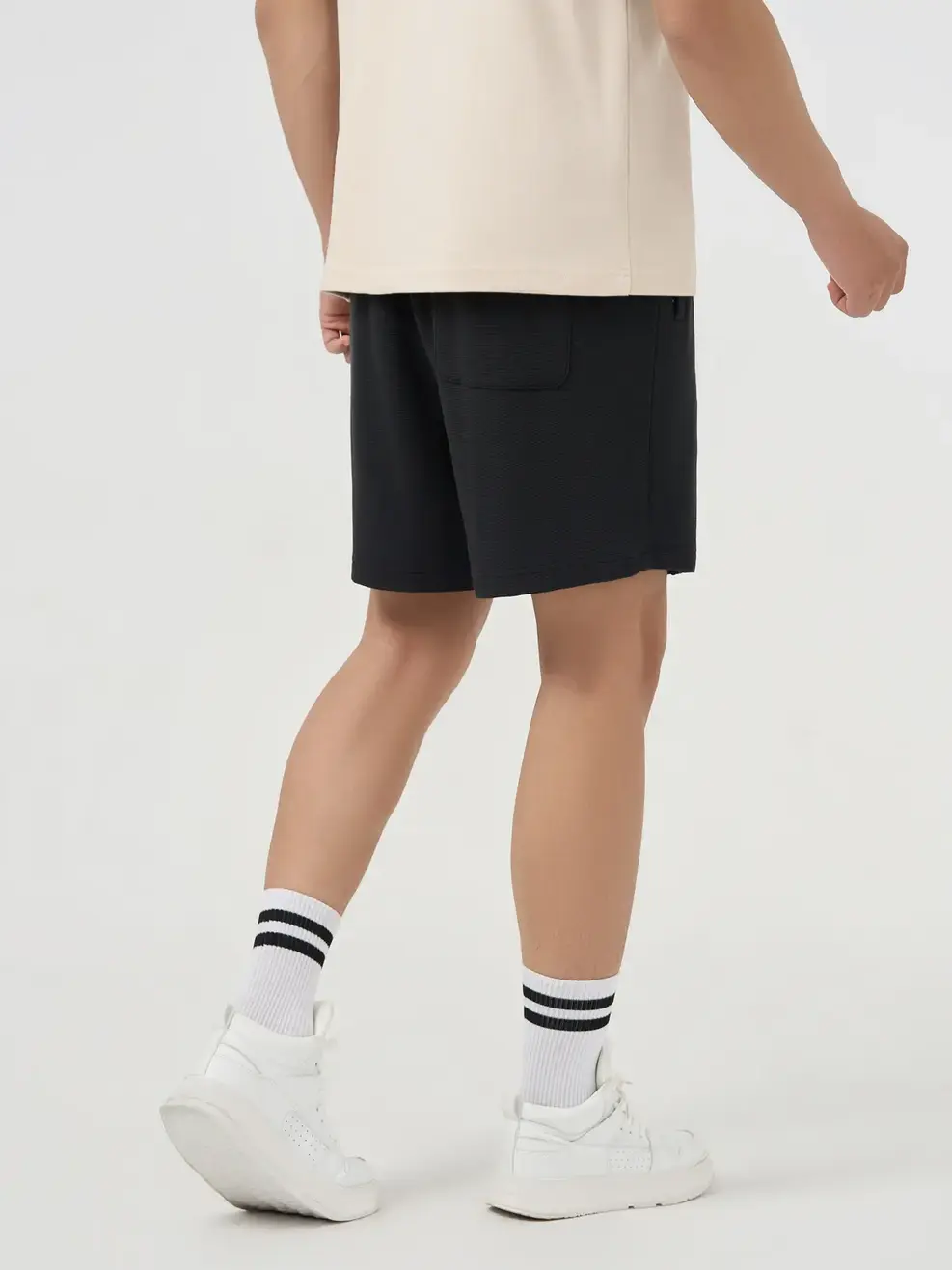 Quần Shorts Nam Mí Nổi Thân Trước - ĐEN 002 - M