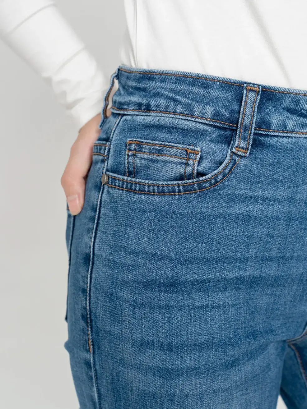 Quần jeans nữ coolamax skinny thêu túi sau - Xanh sáng - 25