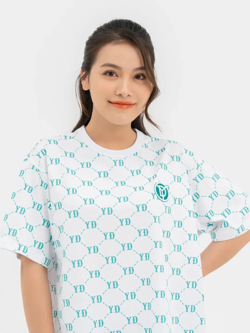T-shirt Nữ In Tràn Monogram Yd Bột Ngô - Trắng 1 - XS