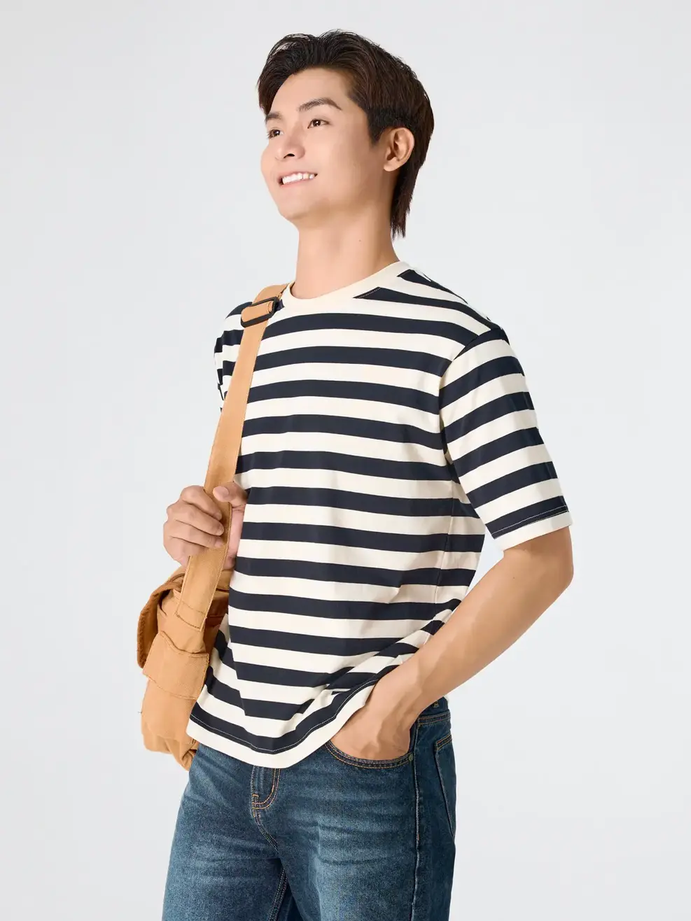 Áo Phông Nam Họa Tiết Kẻ To - KẺ ĐEN 004 - M