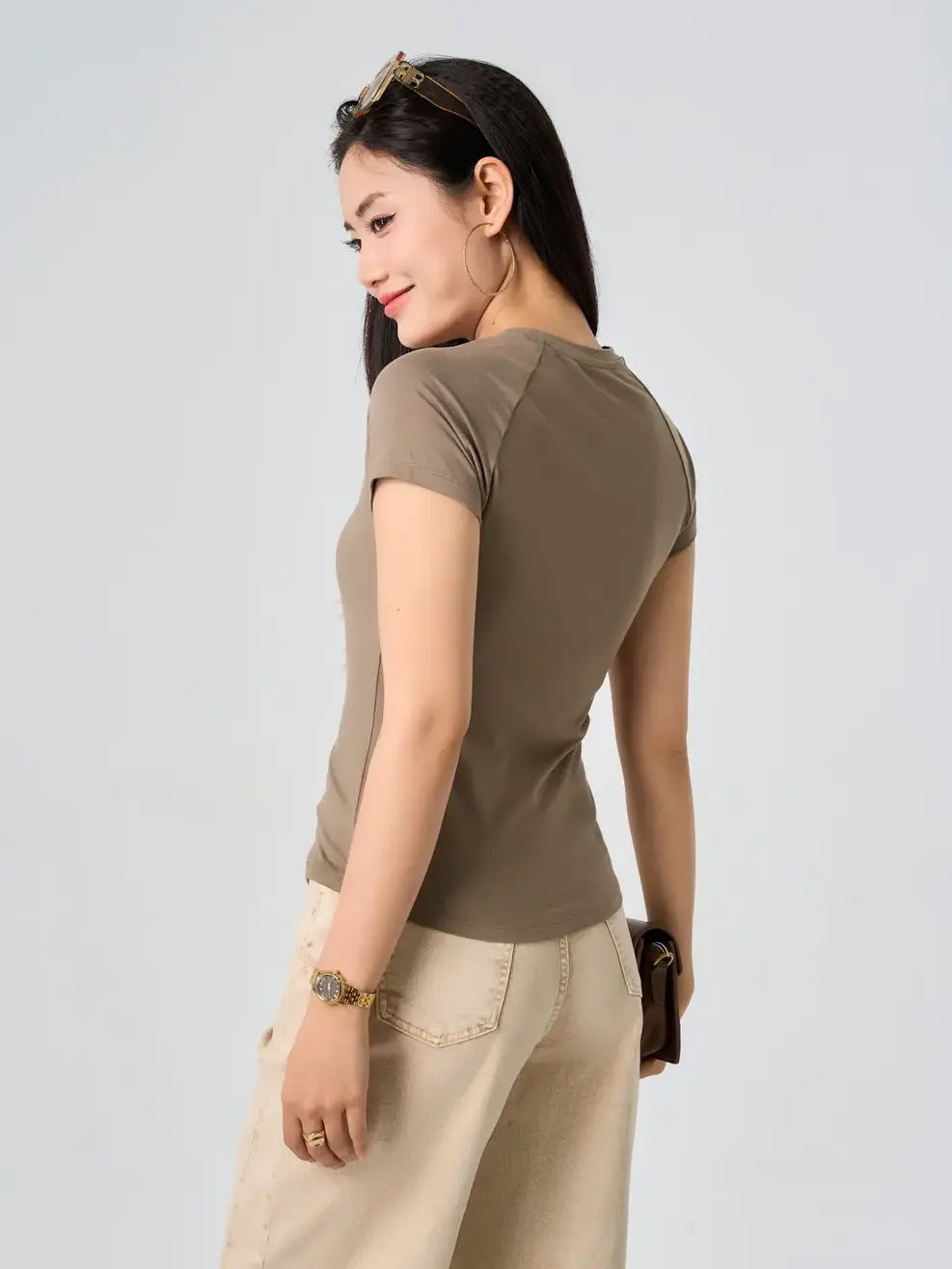 Áo Phông Nữ Tay Raglange Diễu Chỉ - Nâu 077 - S