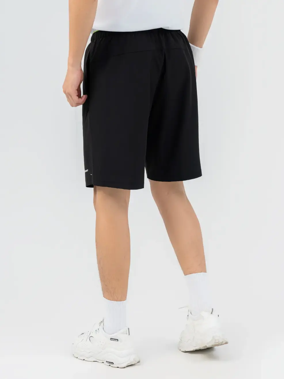 Quần Short Thể Thao Nam Chun Ốp - Đen - 29