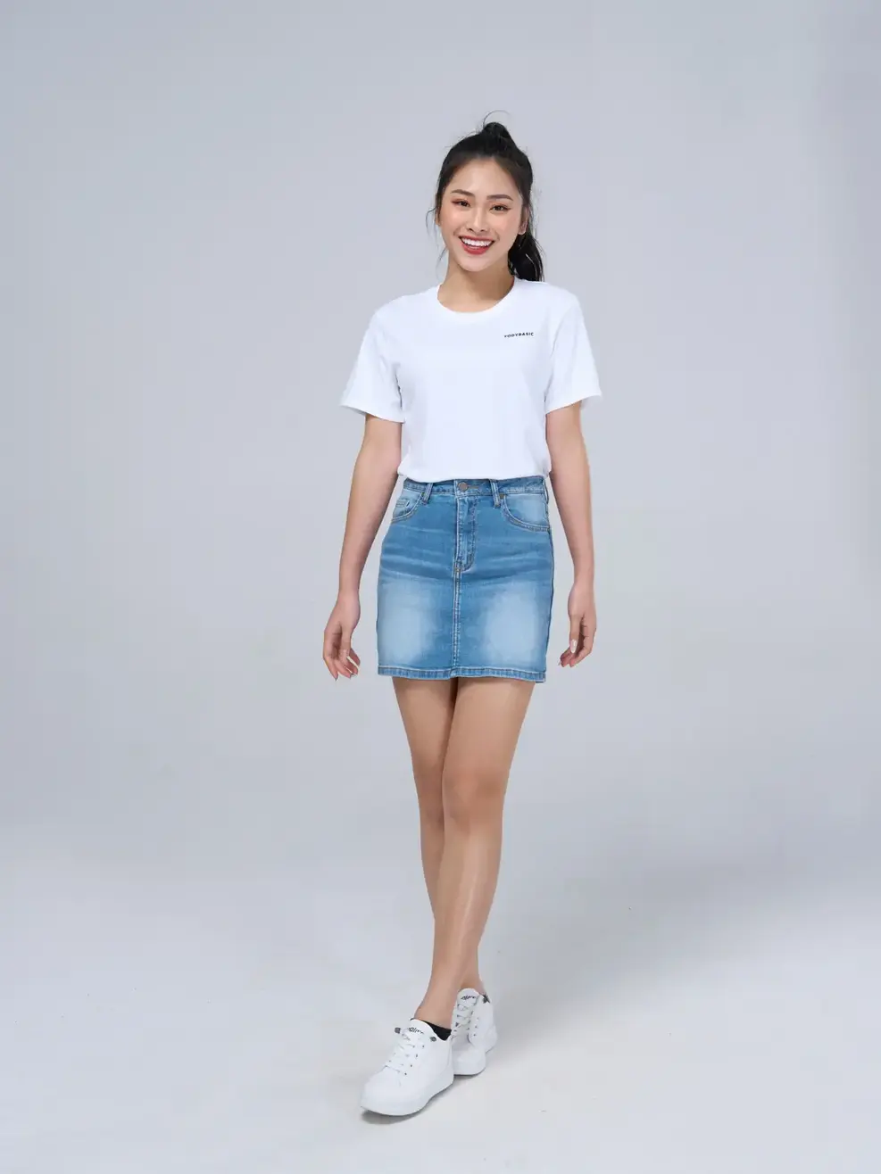 Áo thun nữ in yody basic - Trắng - S