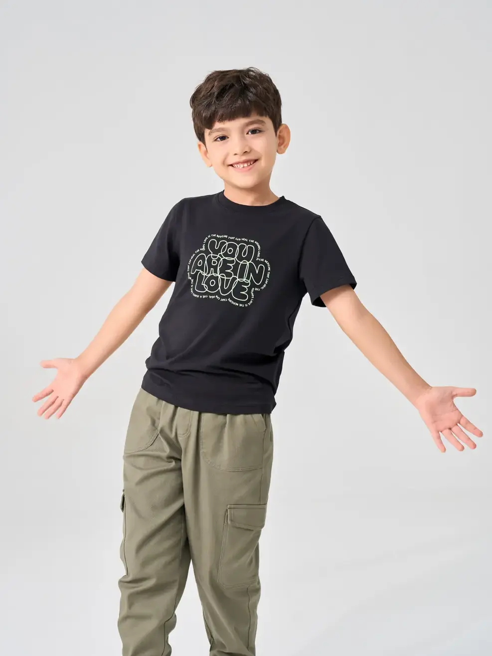 T-shirt Kid You Are Loved - Đen - 2-3