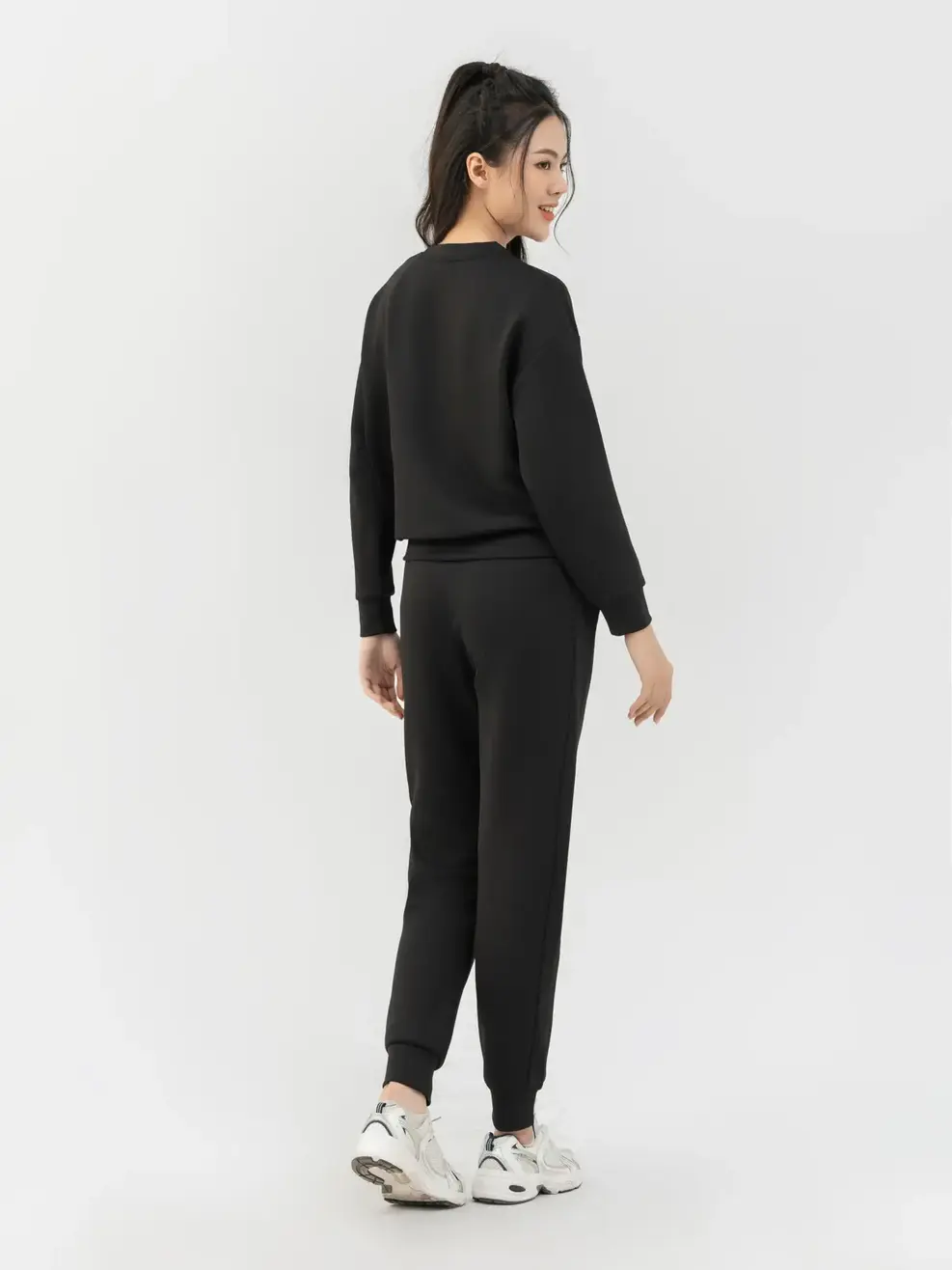 Bộ Đồ Thể Thao Nữ Youth Life - Đen - S