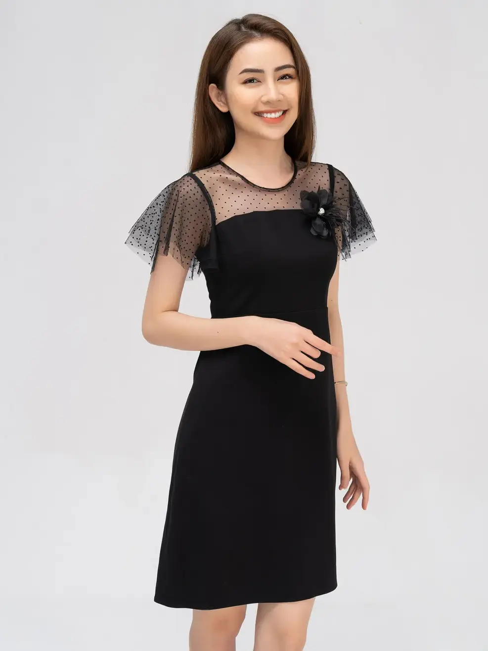 Đầm phối ren tay loe - Đen - M