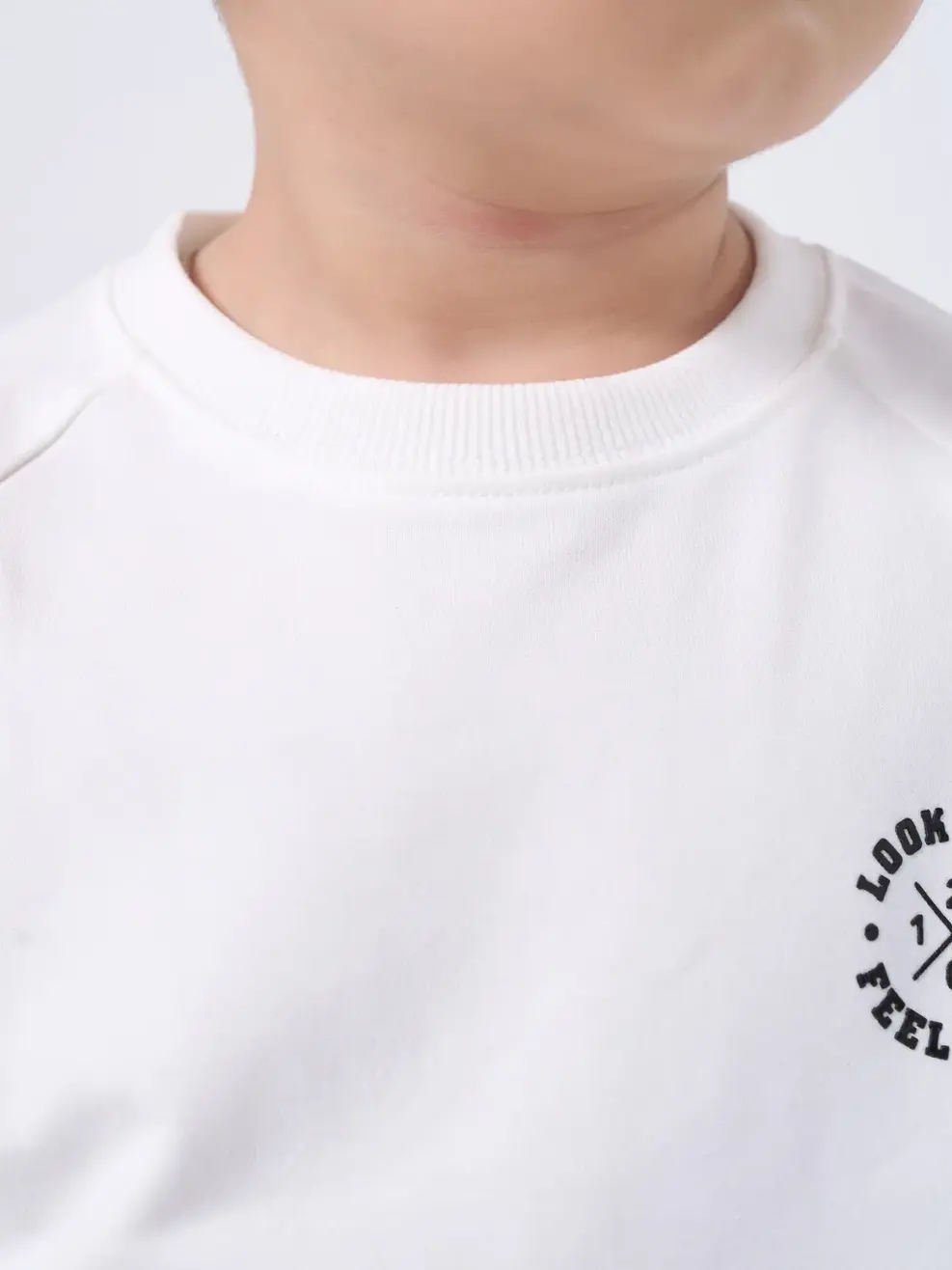 Bộ nỉ kid in logo - Trắng đen - 4