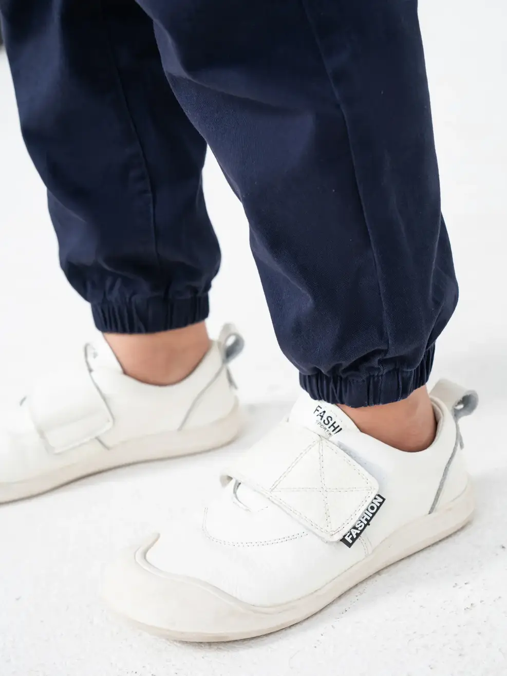 Quần khaki trẻ em jogger - Tím than
