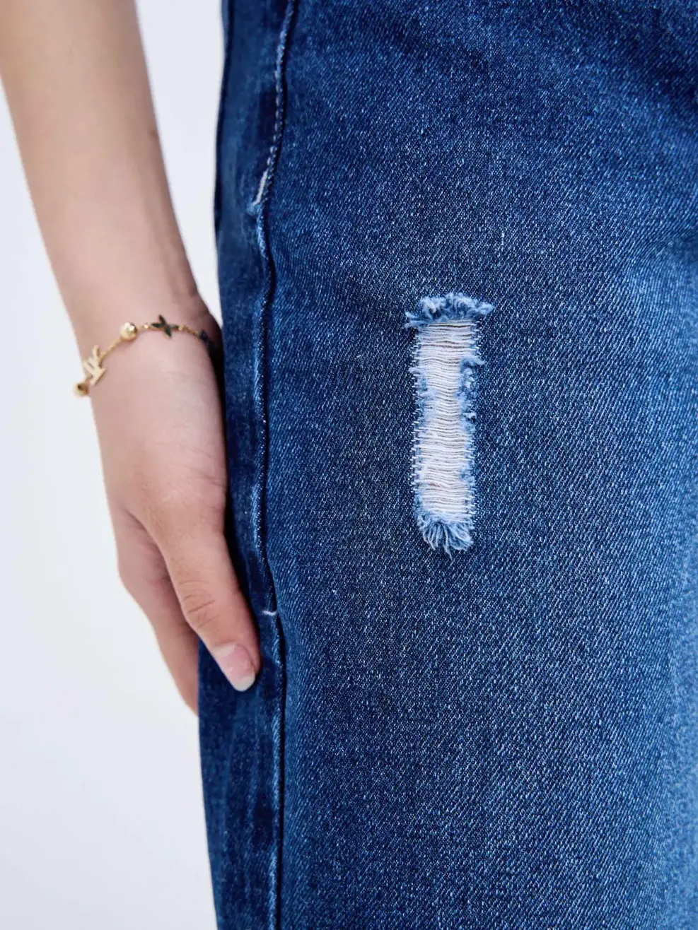 Quần Jeans nữ rách baggy - Xanh đậm - 29