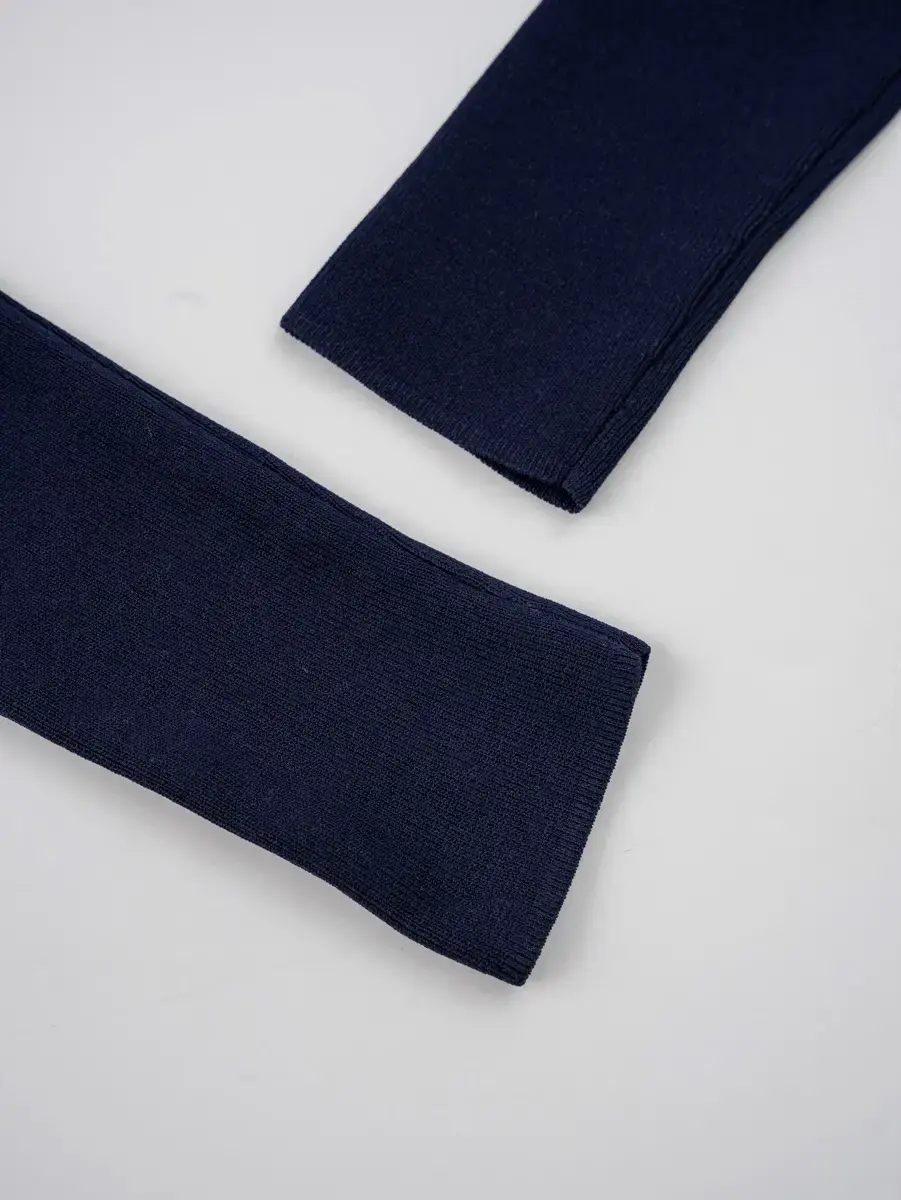 Áo Len Nữ Cổ Tròn Cơ Bản - Tím than - S