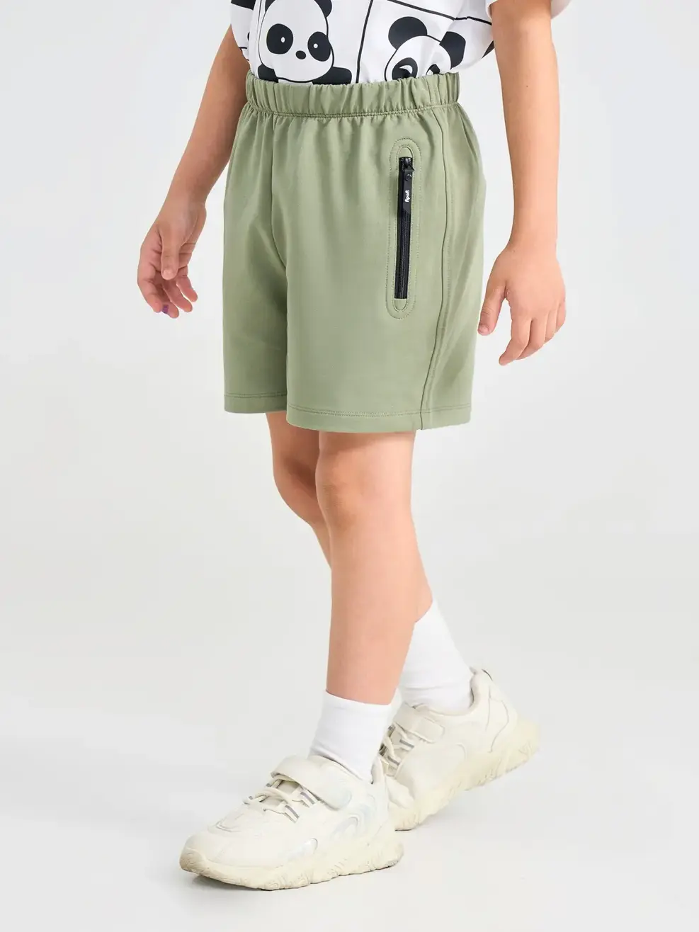 Quần Sooc Bé Trai Khóa Túi - Xanh oliver - 2