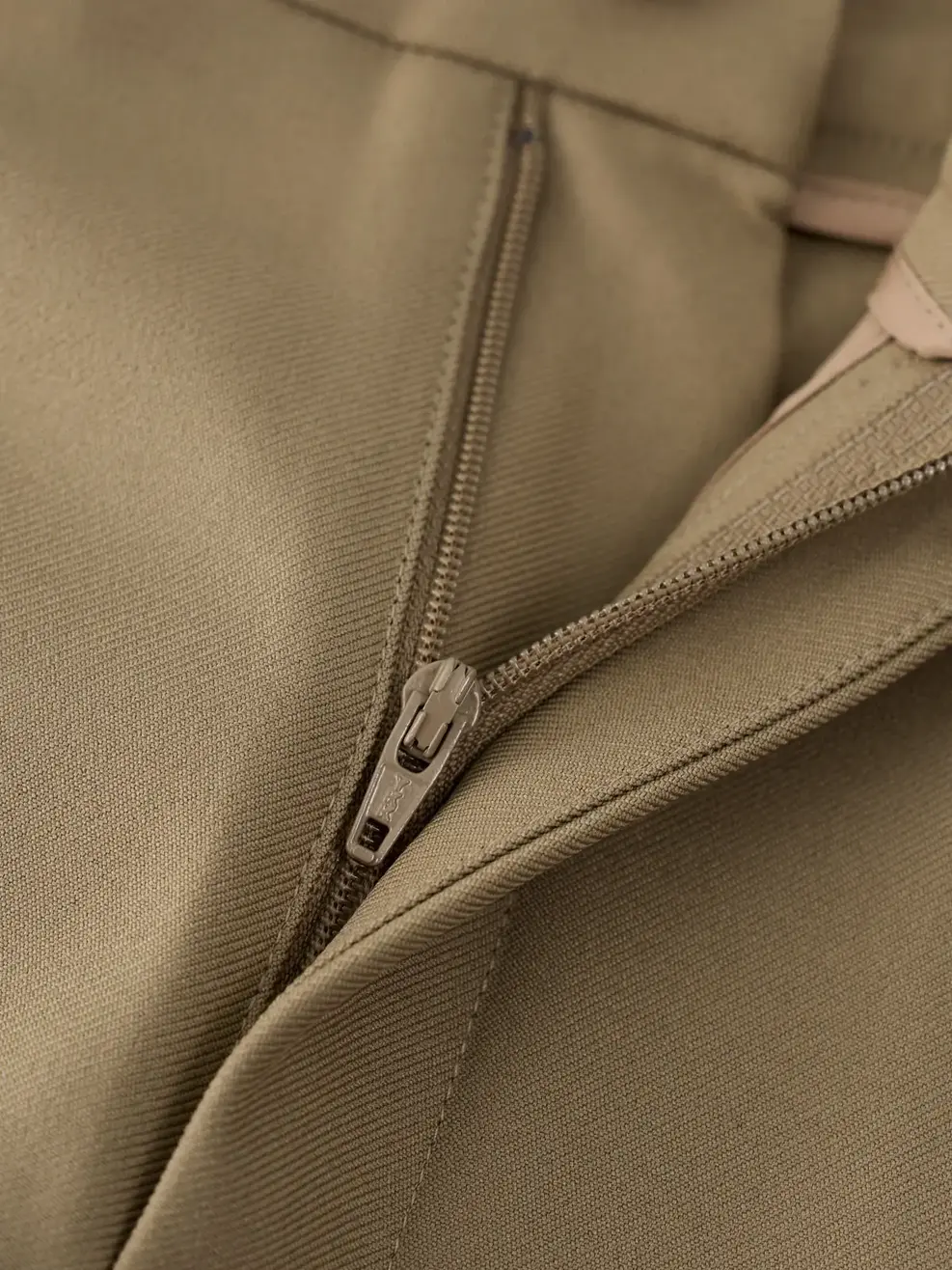 Quần Tây Nữ Nano Chun Di Động - Nâu be - M