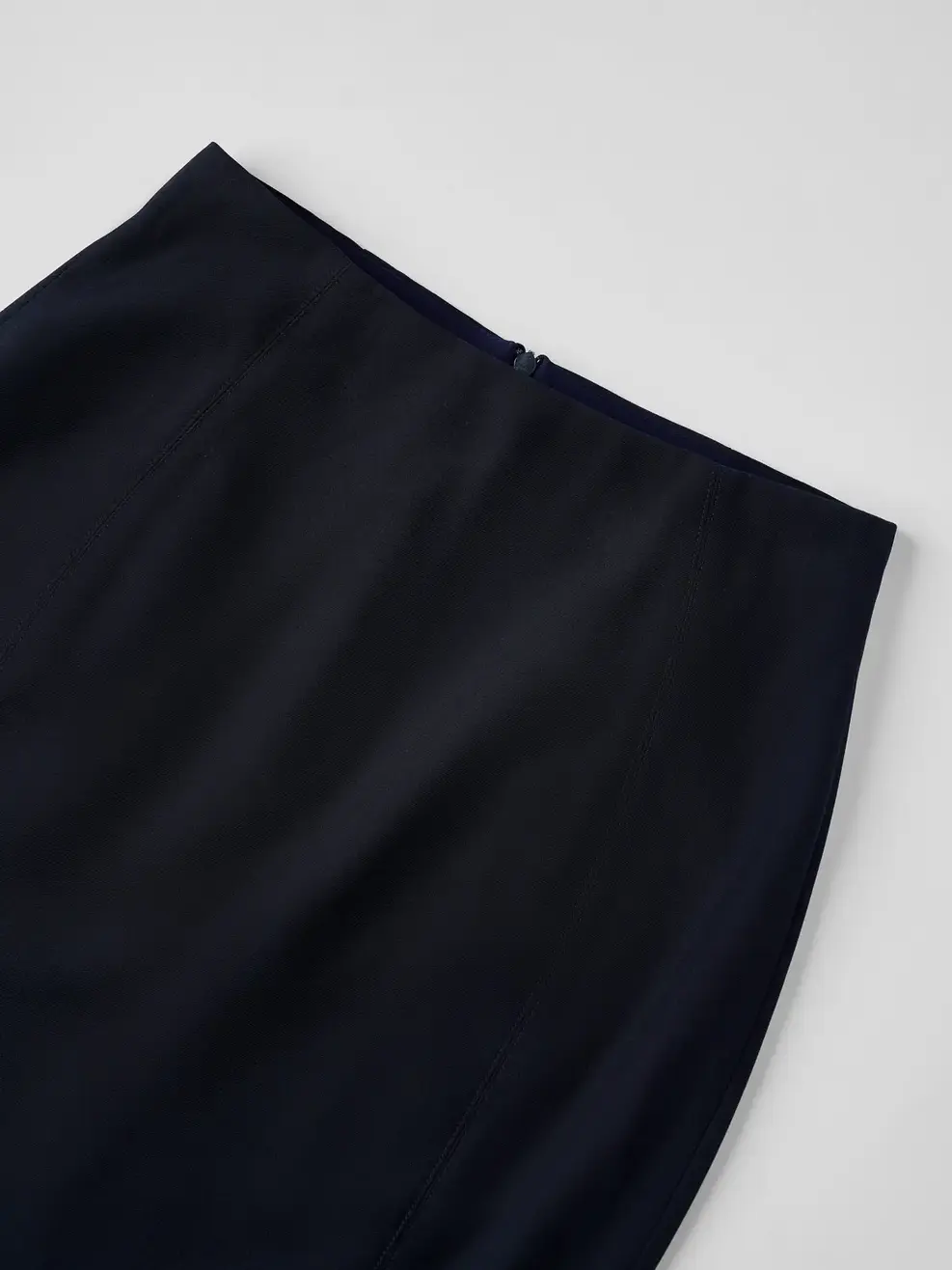 Chân Váy Pencil Under The Knee Essential - Đen 001 - S