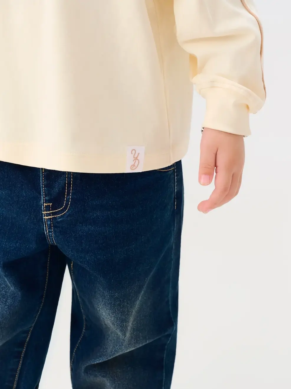 Áo Phông Giữ Nhiệt Kid Form Relax Cổ Cao - BE 038 - 110