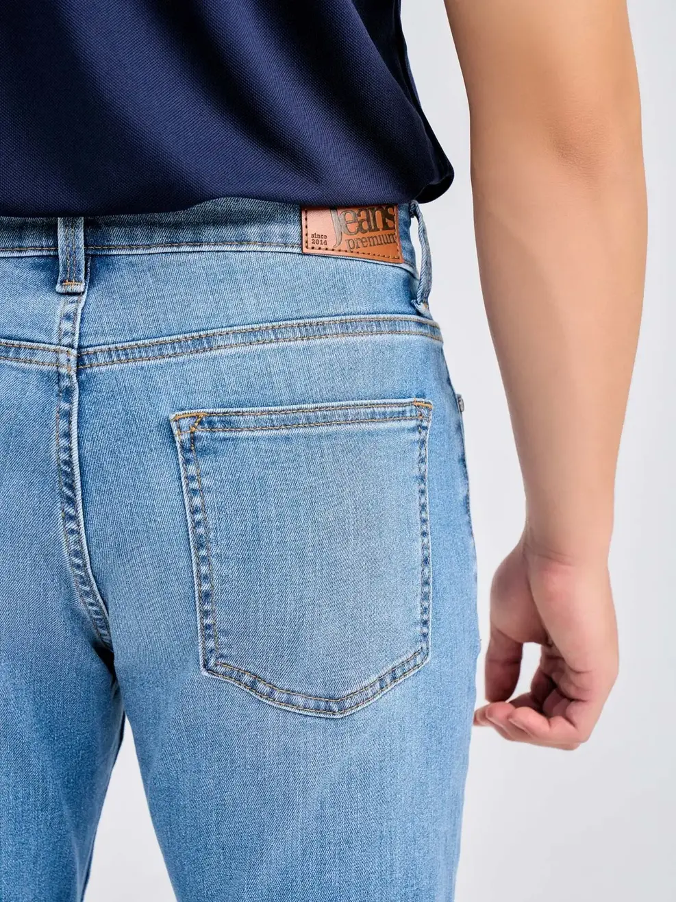 Quần Jeans Nam Slim Fit Mài Xước  - Xanh nhạt - 28