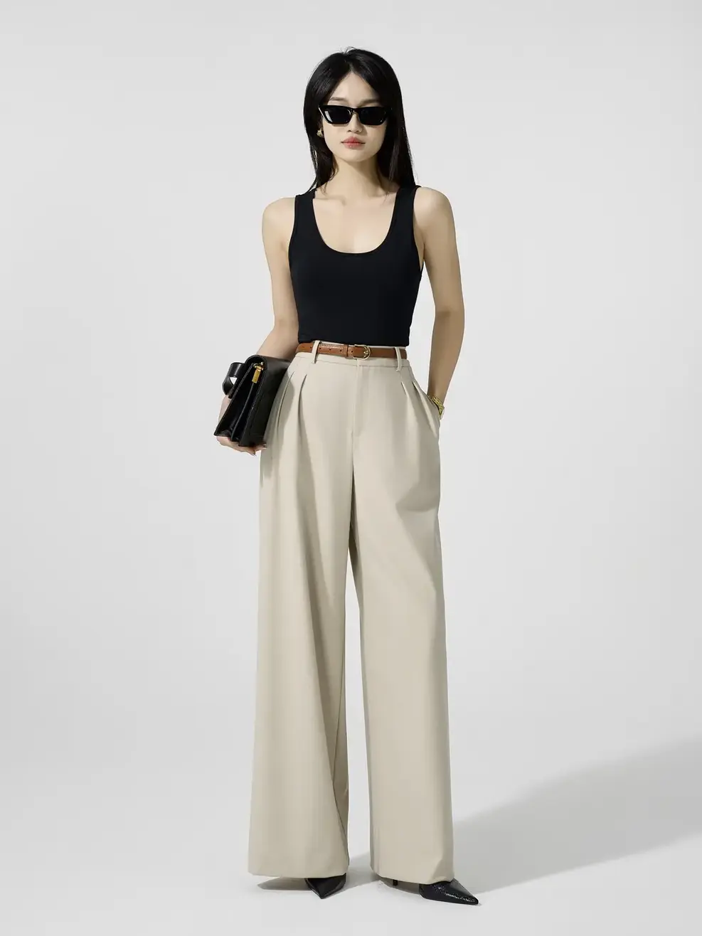 Áo 2 Dây Nữ Cổ Rộng - Đen - S